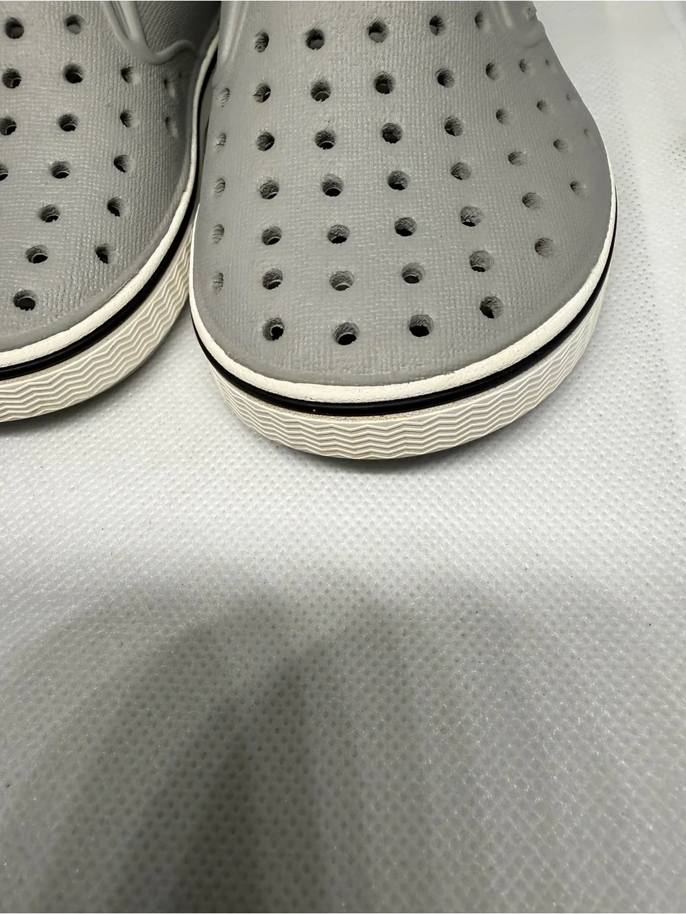 Native Kids Slip-On Water Shoe Light Gray with Blue Accent Size C6